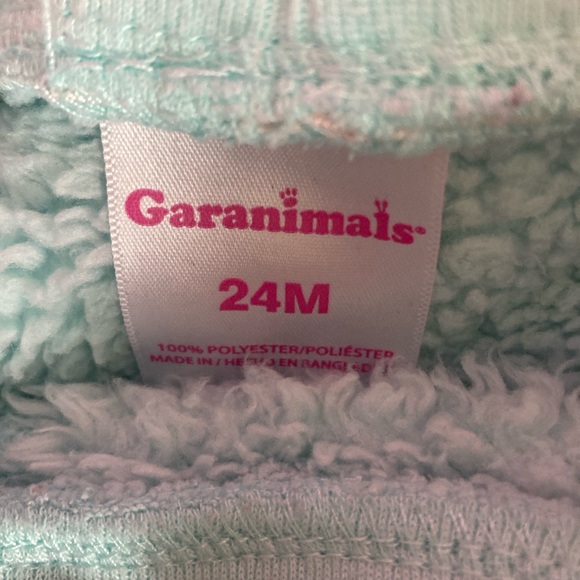 Bundle - Picture 2 of 5